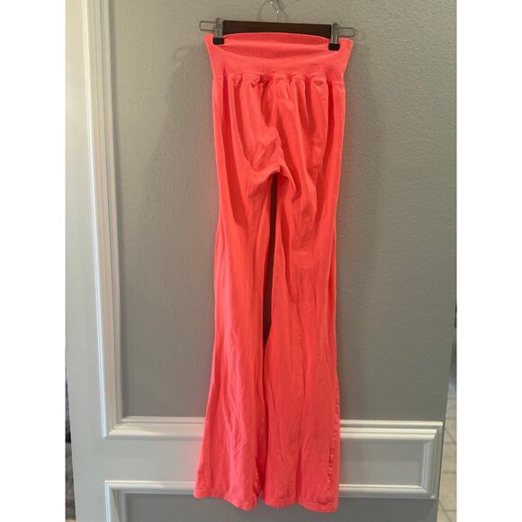 Free People Movement "Good Karma" Wide Leg Pants Sz M/L Neon Coral - Picture 3 of 5